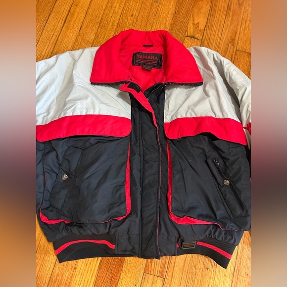 Vtg Yamaha Snowmobiles Jacket Ladies Sz XL Full Zip Insulated Red  Black - Picture 2 of 13